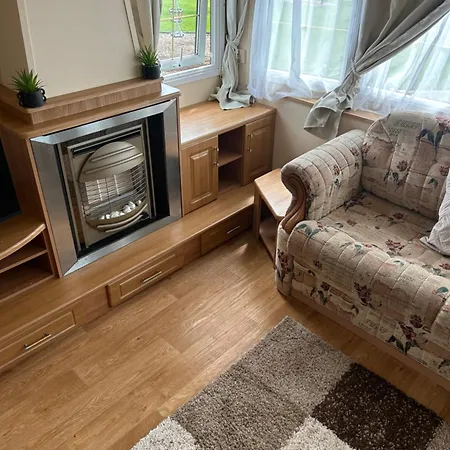 West Lakes Affordable Caravan * Lamplugh