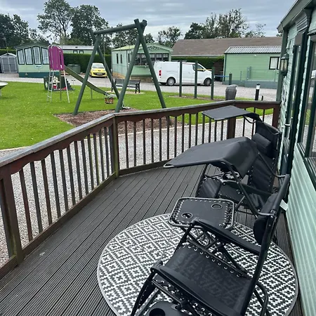 West Lakes Affordable Caravan Apartament