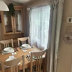 West Lakes Affordable Caravan 公寓 *